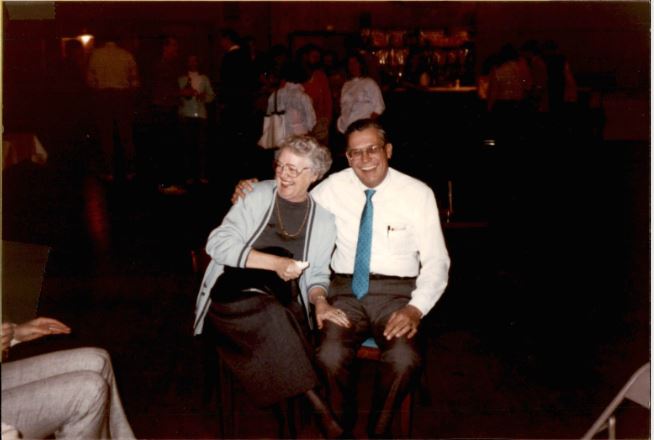 Picture of Jim and Sharon Weinel sitting together